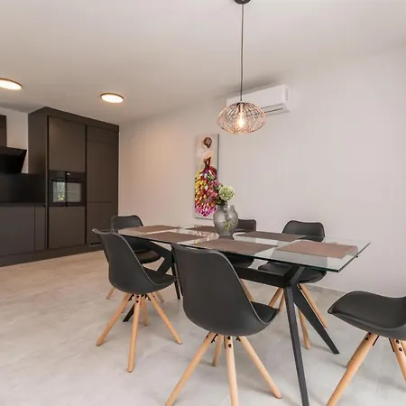 Blackwood Zadarvillas فيلة *